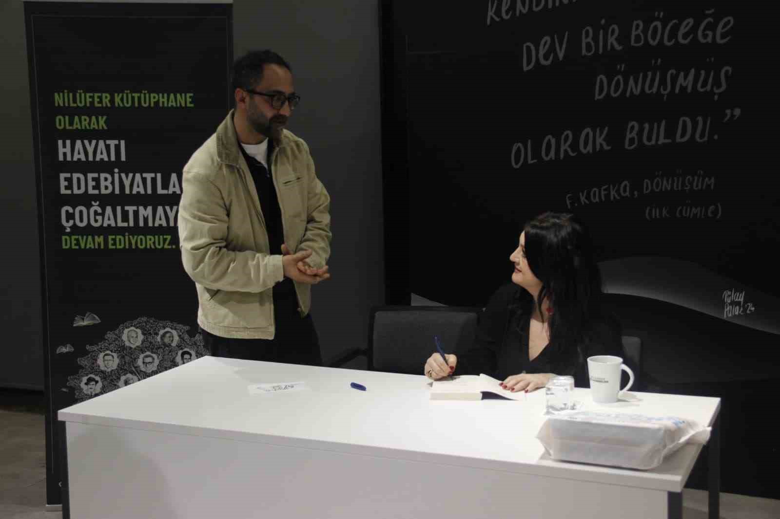 seray sahiner son romanini dogdugu sehir bursada anlatti 5 AjdjpXKF