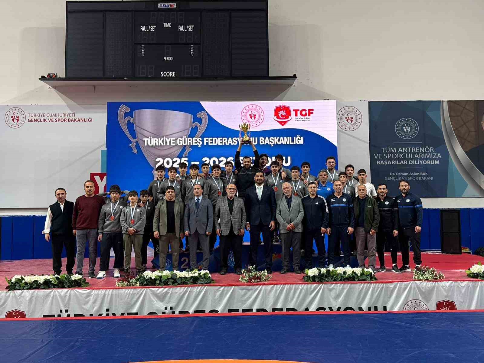 serbest gures yildizlar ligi musabakalari ankarada tamamlandi 1 ieCiiPz8
