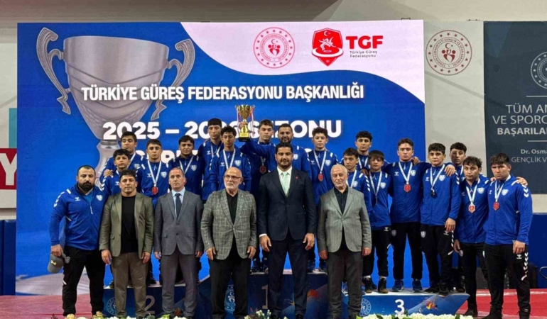 serbest-gures-yildizlar-ligi-musabakalari-ankarada-tamamlandi-zxVZsY5n.jpg