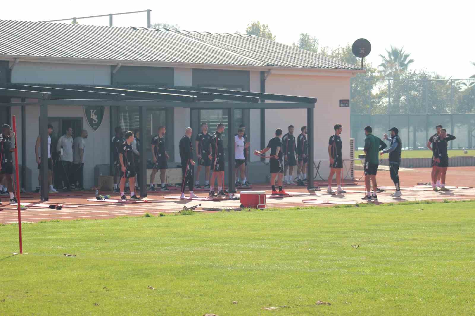 serdar dursun galatasarayi zor bir mac bekliyor 5 hlAtMW9z