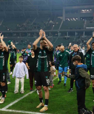 serdar-dursun-galibiyeti-gobek-atarak-kutladi-bx79vaBc.jpg