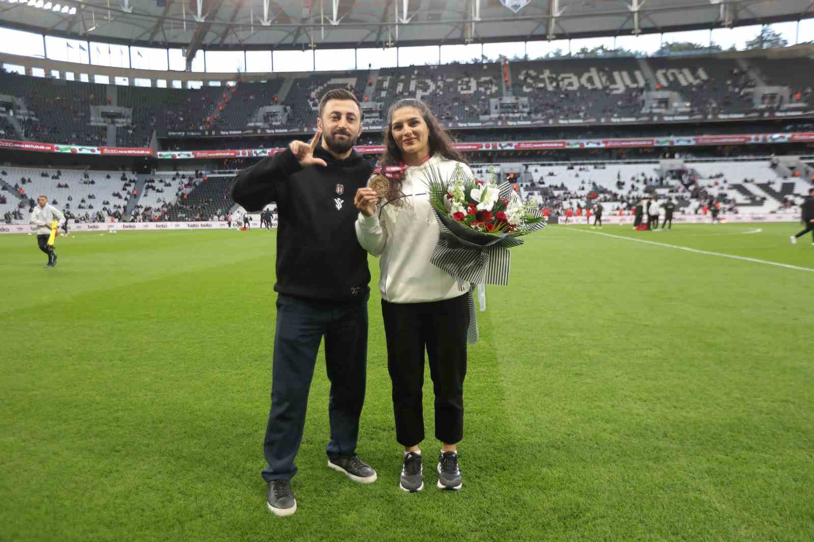 Sergen Yalçın’dan kadroda 3 değişiklik 8 sergen yalcindan kadroda 3 degisiklik 4 ur9ISCnf