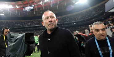 sergen-yalcindan-kadroda-8-degisiklik-YWmU5v3I.jpg