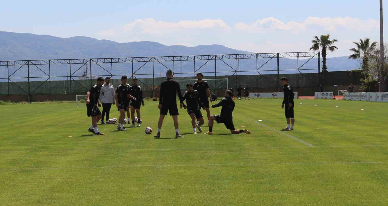 serhat oztasdelen umarim uzun yillar kocaelispor kalesini korurum 5 c8N58Nc4
