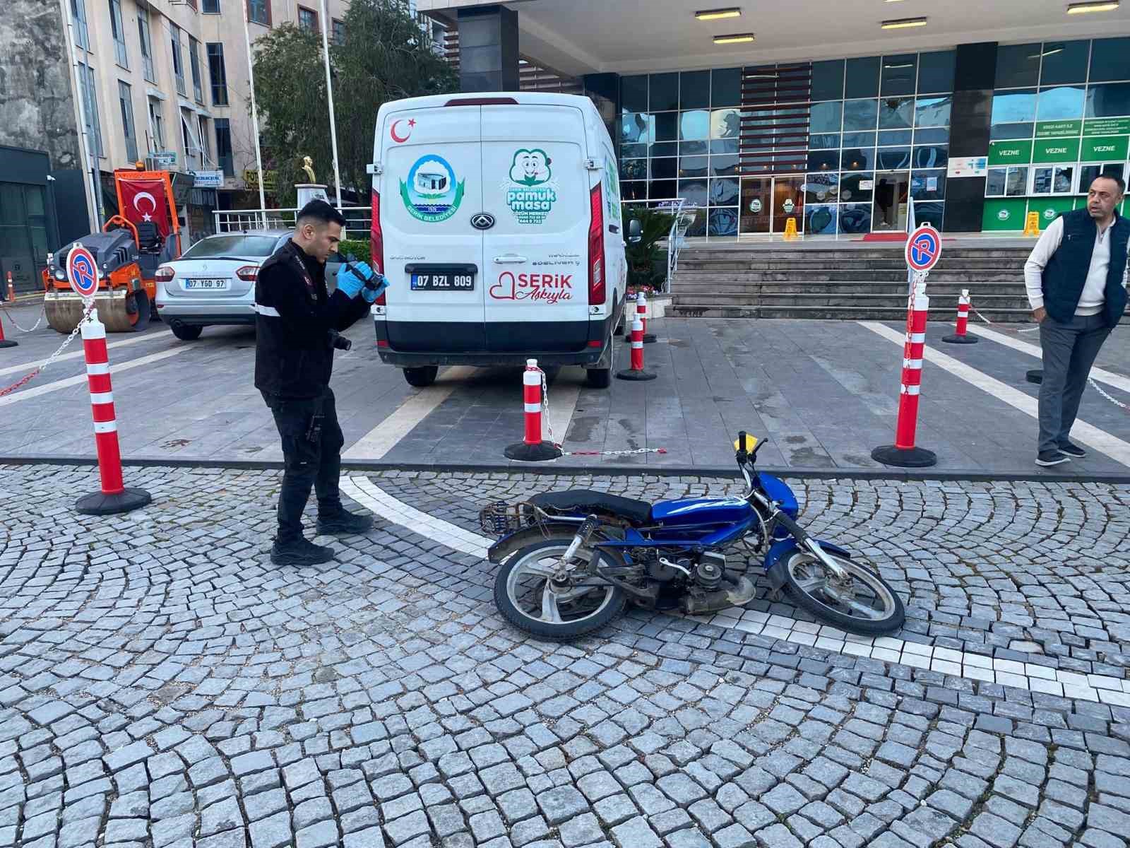 serik belediyesinden silahli saldiriya iliskin aciklama 2 e2cvMMpb
