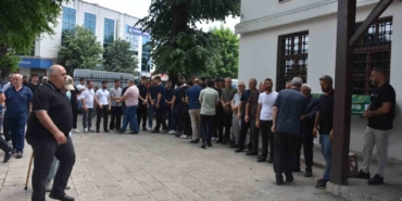 serinlemek-icin-girdigi-derede-bogulan-genc-son-yolcuguna-ugurlandi-smhNeqL7.jpg