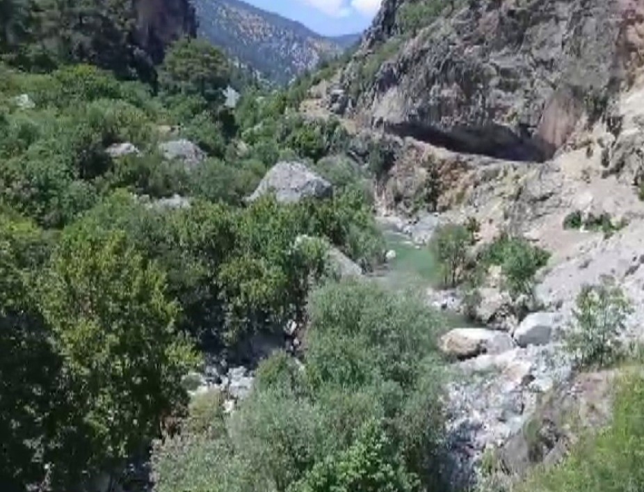 Serinlemek için girdiği nehirde kayboldu 5 serinlemek icin girdigi nehirde kayboldu 1
