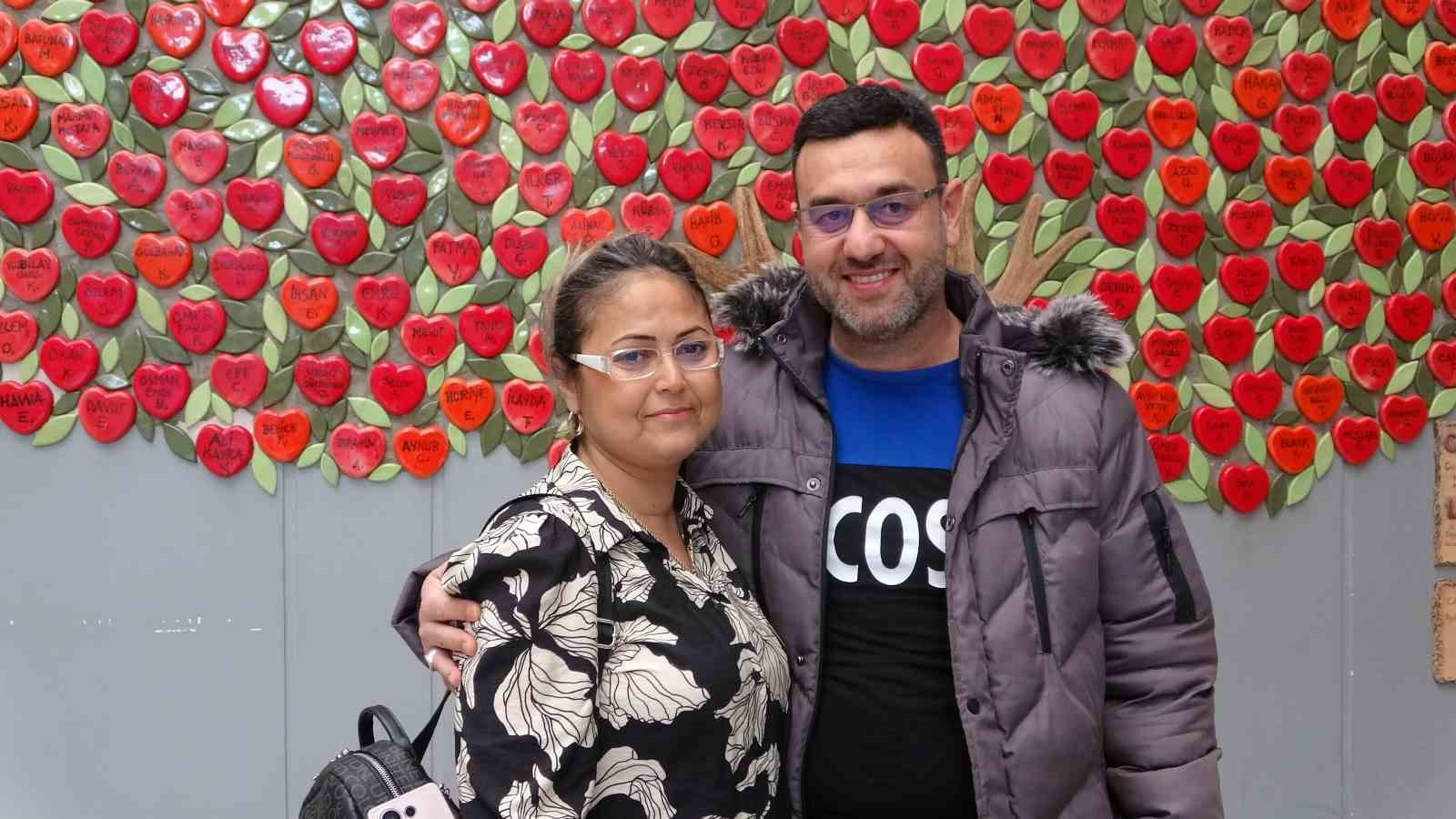 sevgililer gununde esinden gelen hayat 0 kzIOpaMr