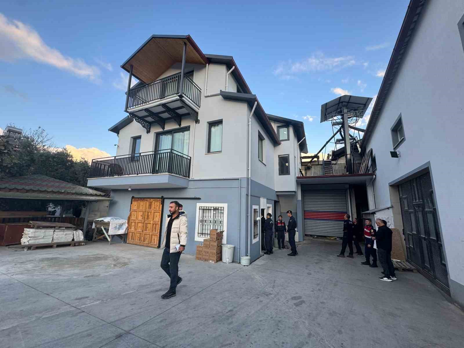 seydikemerde zehirlenme vakasi sonrasi afad ve bilirkisi heyetinden inceleme 1 Vjc4QcWF