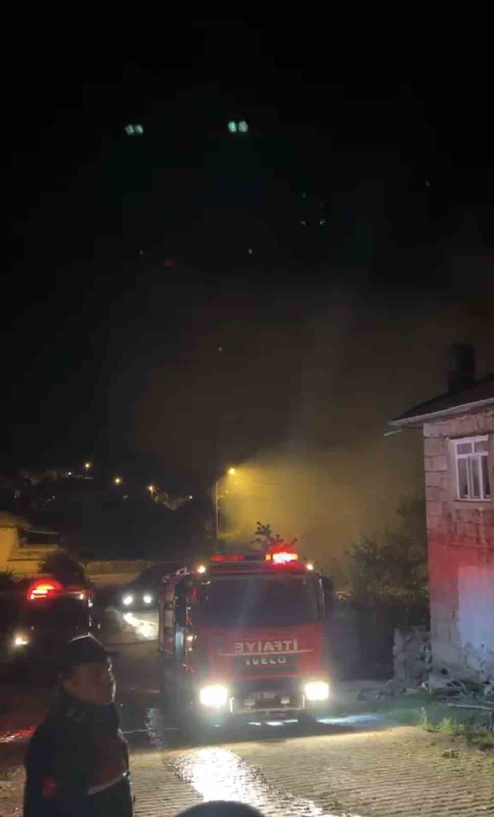 seydisehirde korkutan yangin 0 Xu26tNuZ