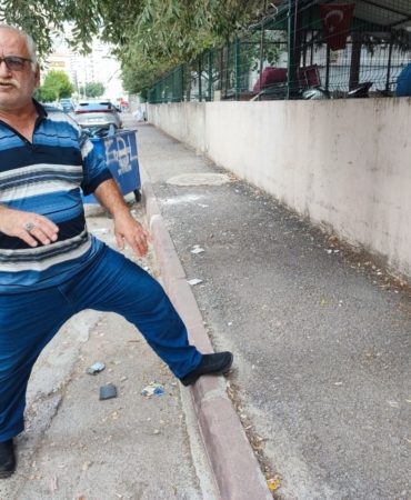 seyhan-belediyesi-parke-tasi-bulamayinca-kaldirimi-asfaltladi-XBkRJcey.jpg
