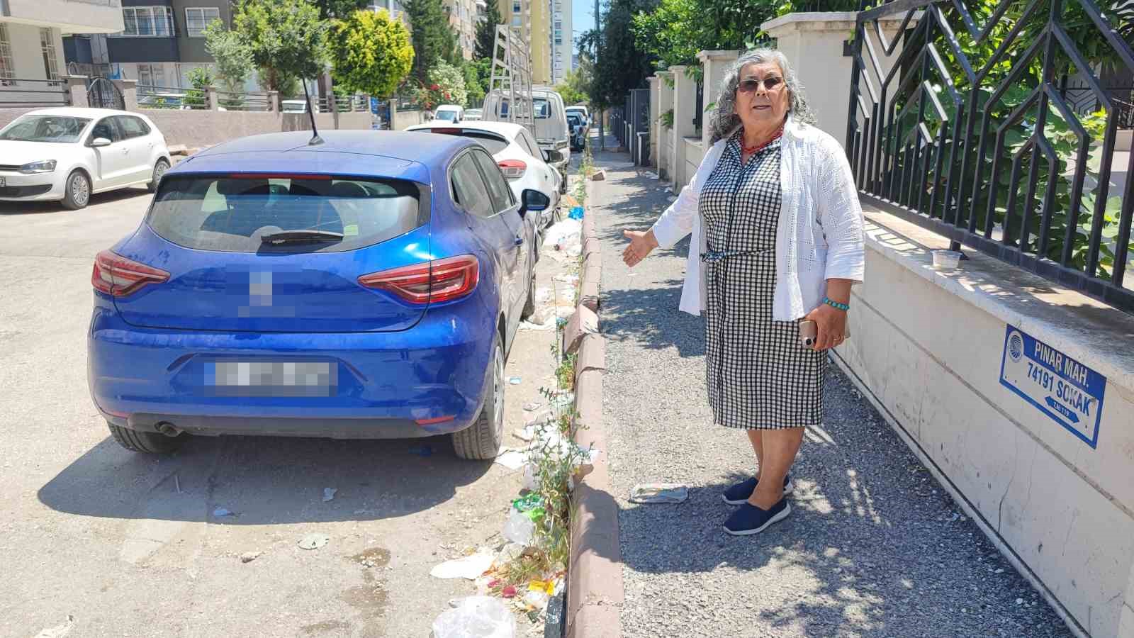 Seyhan Belediyesi’nde "bankamatikçi" tartışması: Muhtar ve vatandaşlar isyan etti 5 seyhan belediyesinde bankamatikci tartismasi muhtar ve vatandaslar isyan etti 1