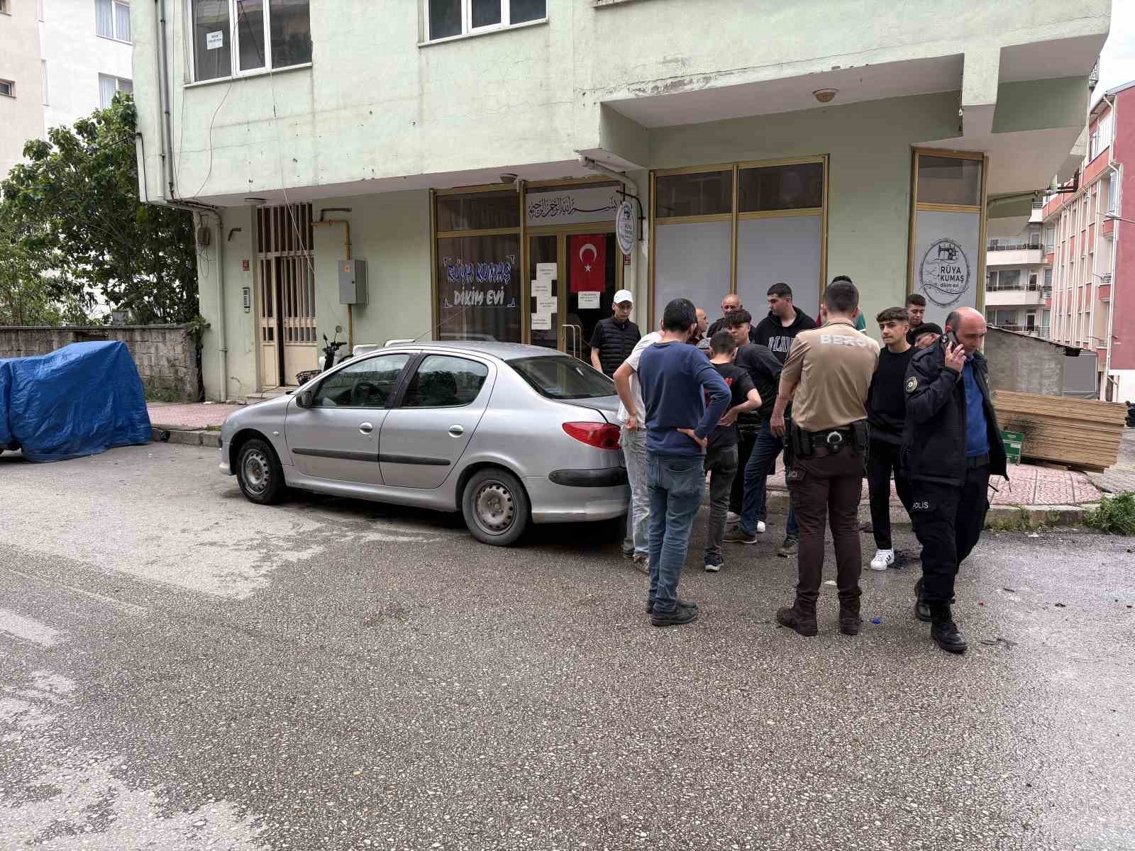 seyir halindeki otomobil alevlere teslim oldu 0 uTHckkwv