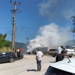 seyir-halindeki-otomobil-alevlere-teslim-oldu-PtJURW9m.jpg