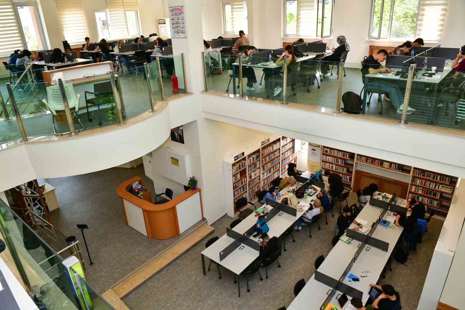sezai karakoc kutuphanesi yenilenen yuzuyle hizmete acildi 0 yN8dVzcC