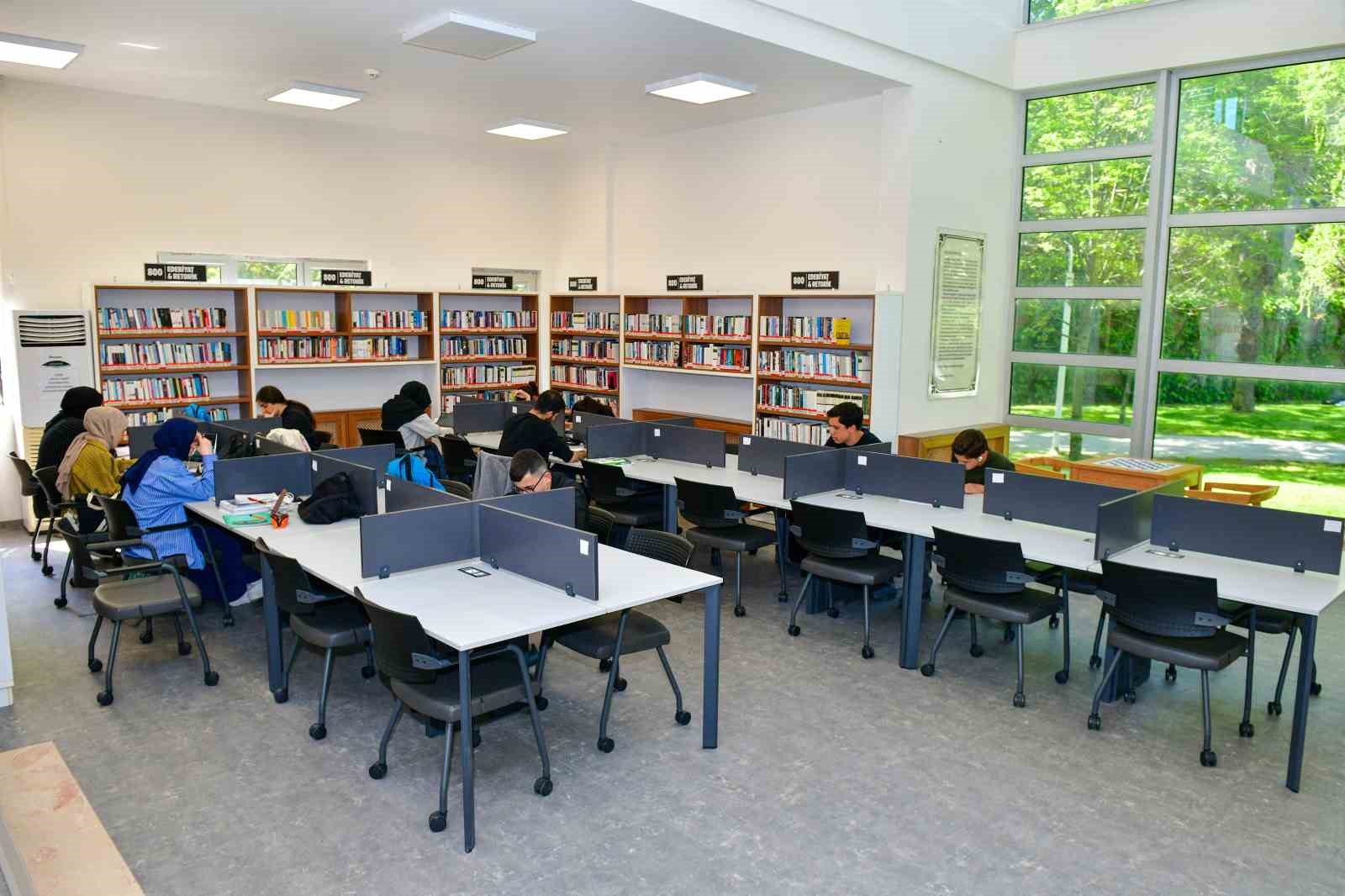 sezai karakoc kutuphanesi yenilenen yuzuyle hizmete acildi 2 jX1psjgn