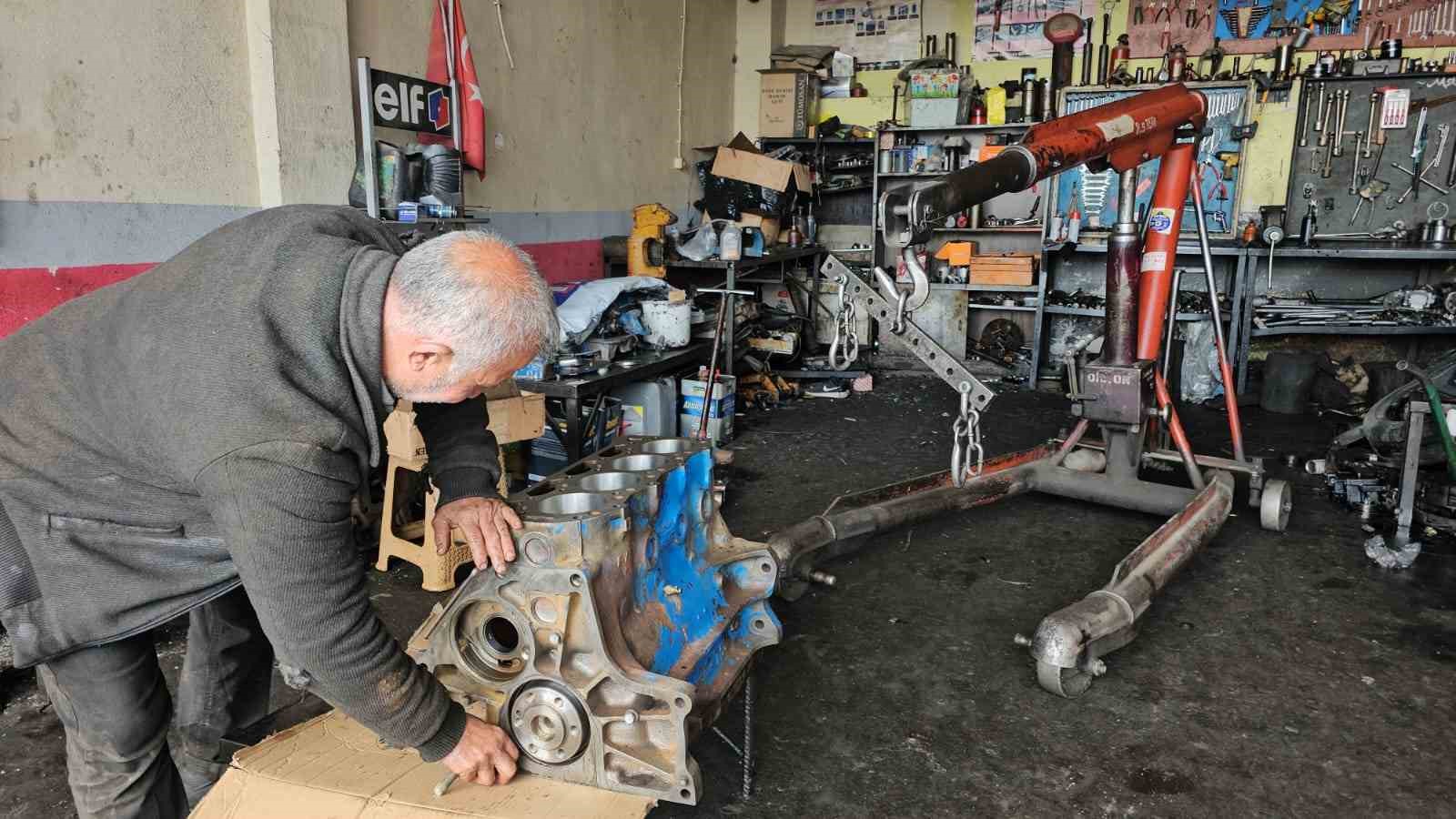 sezon oncesi tamircilerde traktor yogunlugu 3 Pjd9aQ96