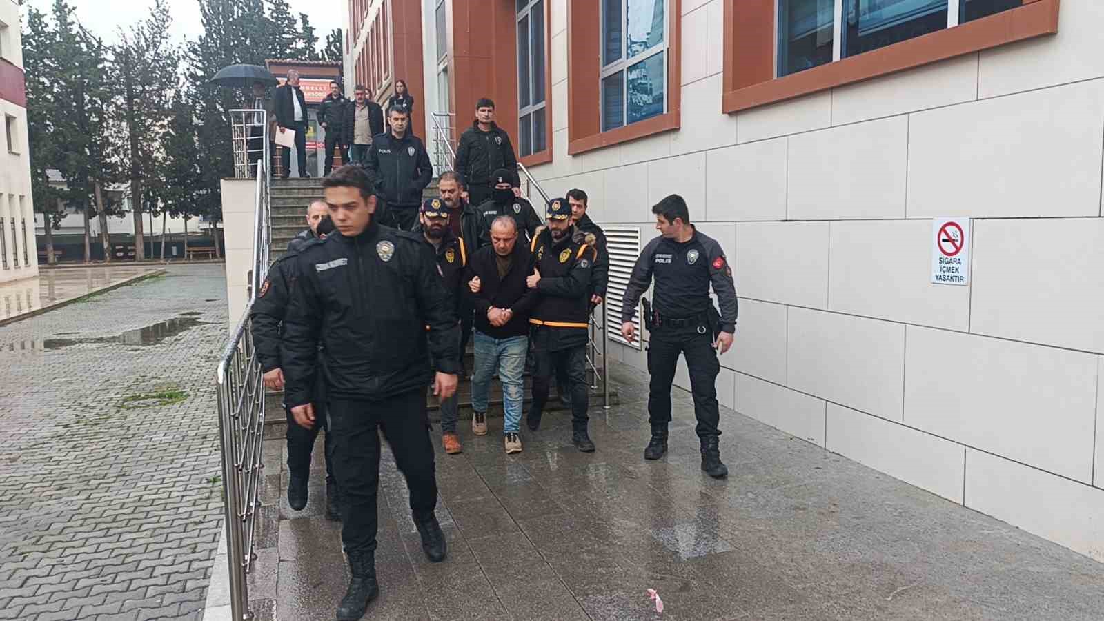 sgk il mudurlugu avukatini olduren zanli tutuklandi 1 qJIDDkjC