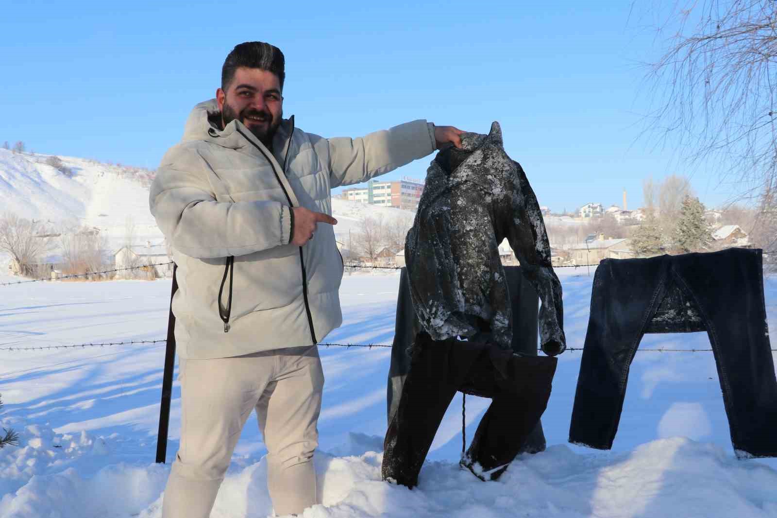 sibirya soguklari sivasi dondurdu camasirlar kaskati kesildi 0 ZemuwsLz