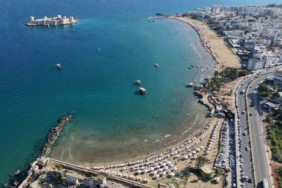sicaklar-geldi-okullar-tatil-olmadan-sahillerde-yogunluk-basladi-35K1SxV6.jpg