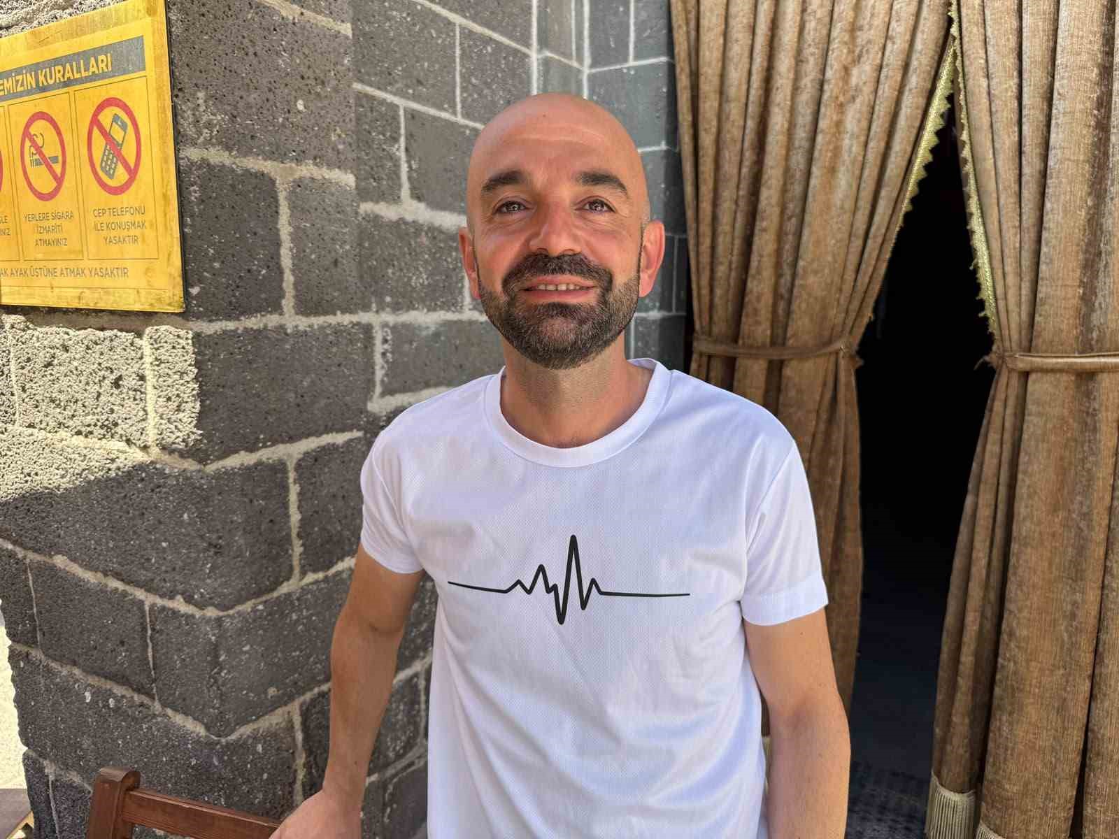 sicaklik artti diyarbakirda tarihi mekanlar bos kaldi 3 yjfh4PyK