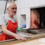 sicakliklarin-artmasiyla-firincilarin-zorlu-mesaisi-basladi-KbTURi7L.jpg