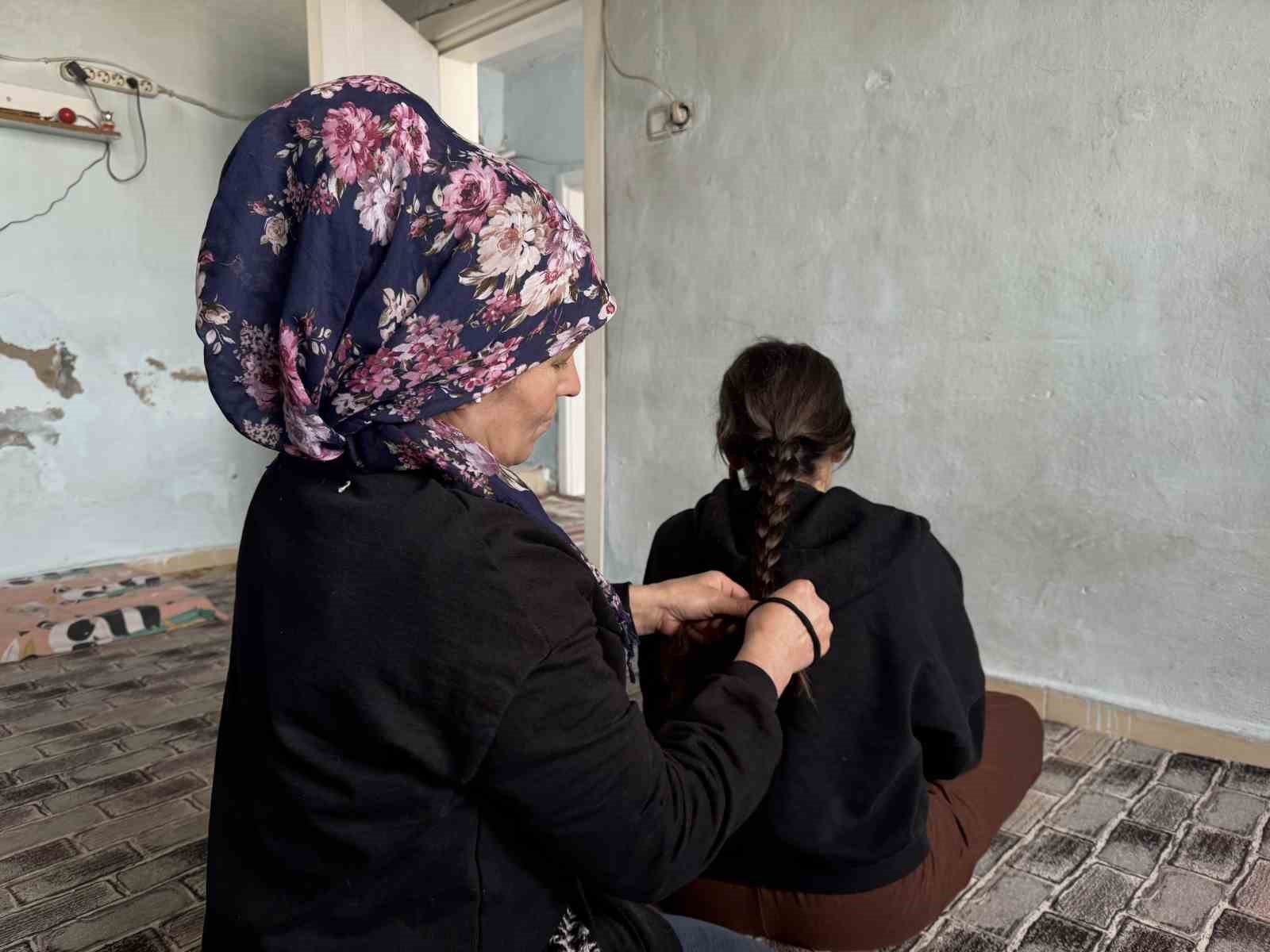 siddet ve kuma gercegine ragmen 4 cocugu icin mucadele ediyor 3 JazNqV6W