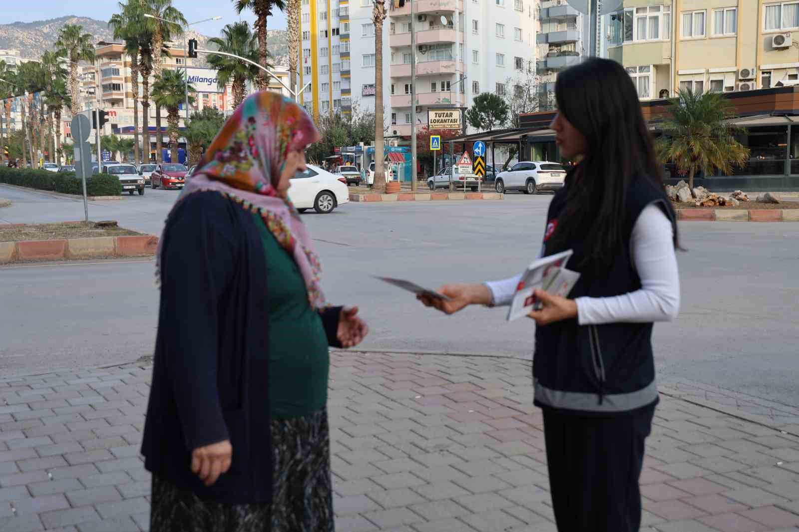siddete ugrayan kadin cok siddet gordum buna ragmen 3 cocukla ayakta duruyorum 4 61tXhMnk