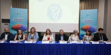 siddetin-gorunur-hale-gelip-normallesmesi-cocuk-ve-gencleri-olumsuz-etkiliyor-walEhyFi.jpg