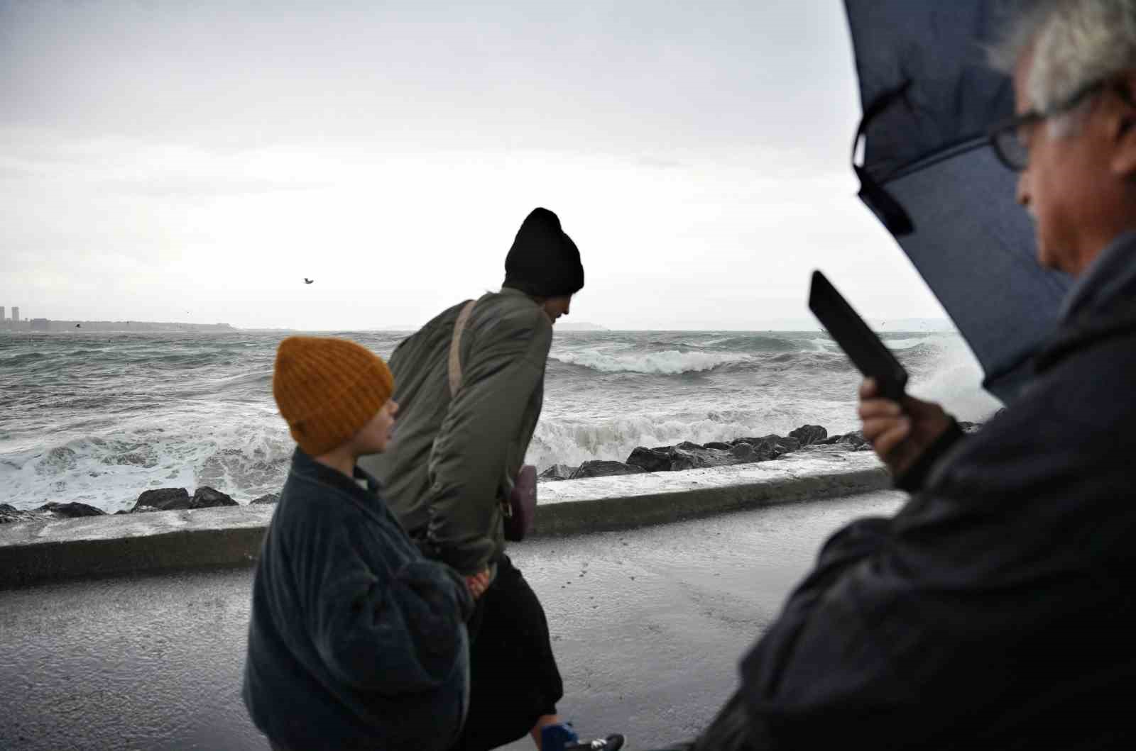 siddetli lodosa aldiris etmeden fotograf yarisina girdiler 3 Siqfke1y