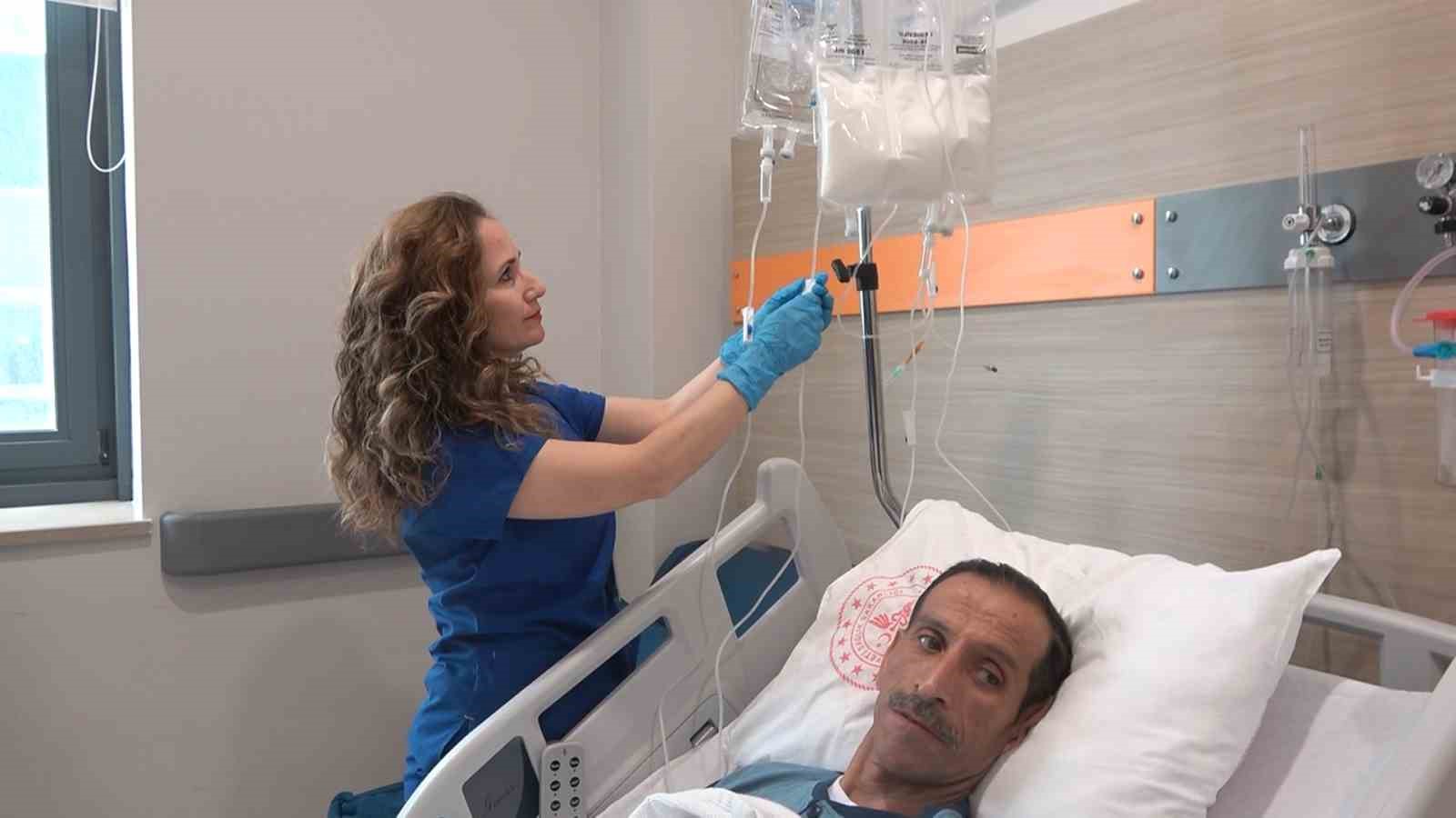sidika hemsire 25 yildir hastalarina sefkatle yaklasiyor 0 NR5OWabN