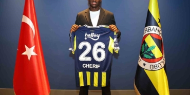 sidiki-cherif-fenerbahcenin-6-fransiz-oyuncusu-oldu-hwiMz68e.jpg