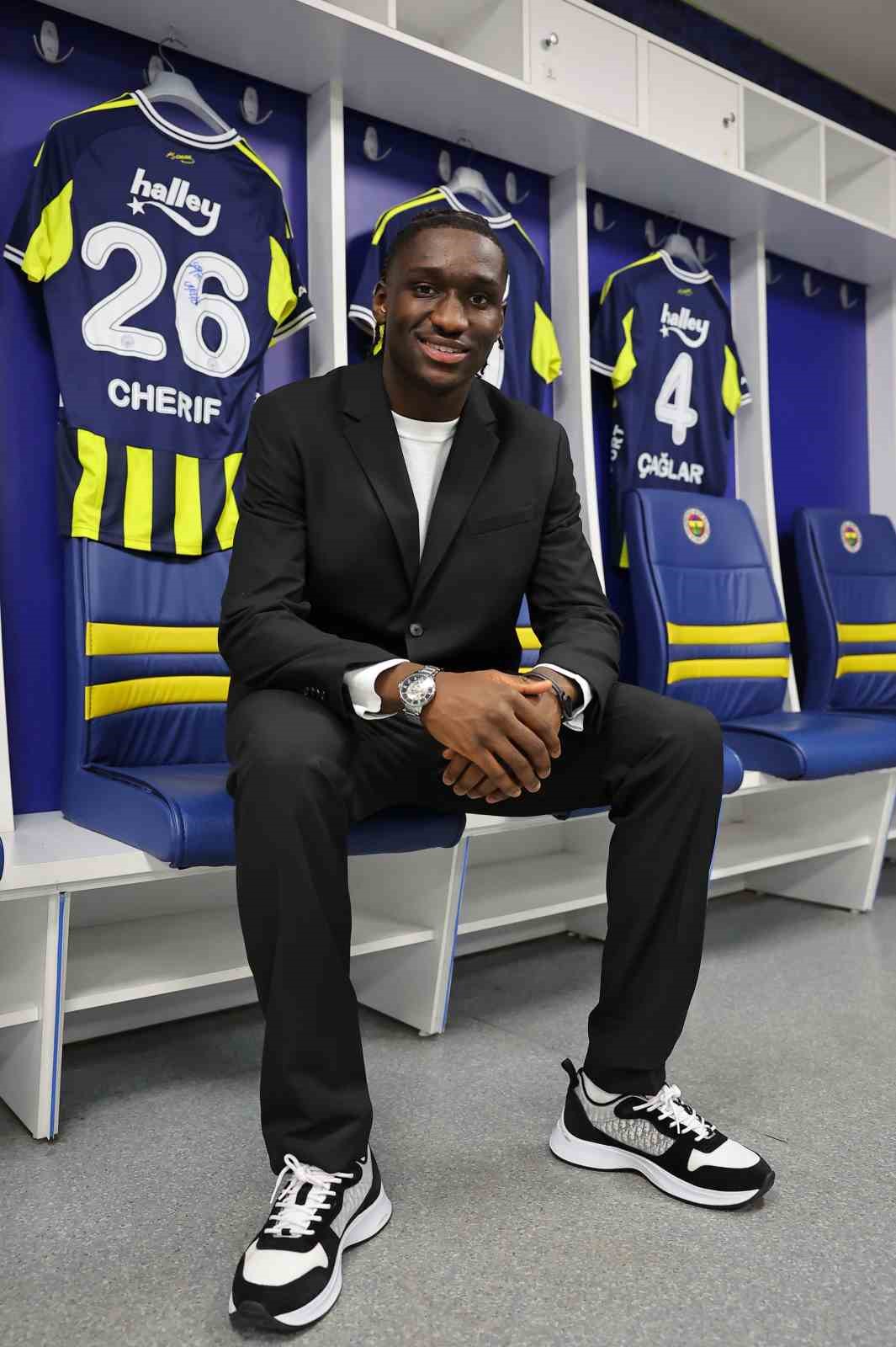 sidiki cherif resmen fenerbahcede 5 uRKcJems