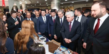 sifir-atik-hareketinin-vizyonu-sakaryadaki-konferansta-ele-alindi-tWnfrIz8.jpg