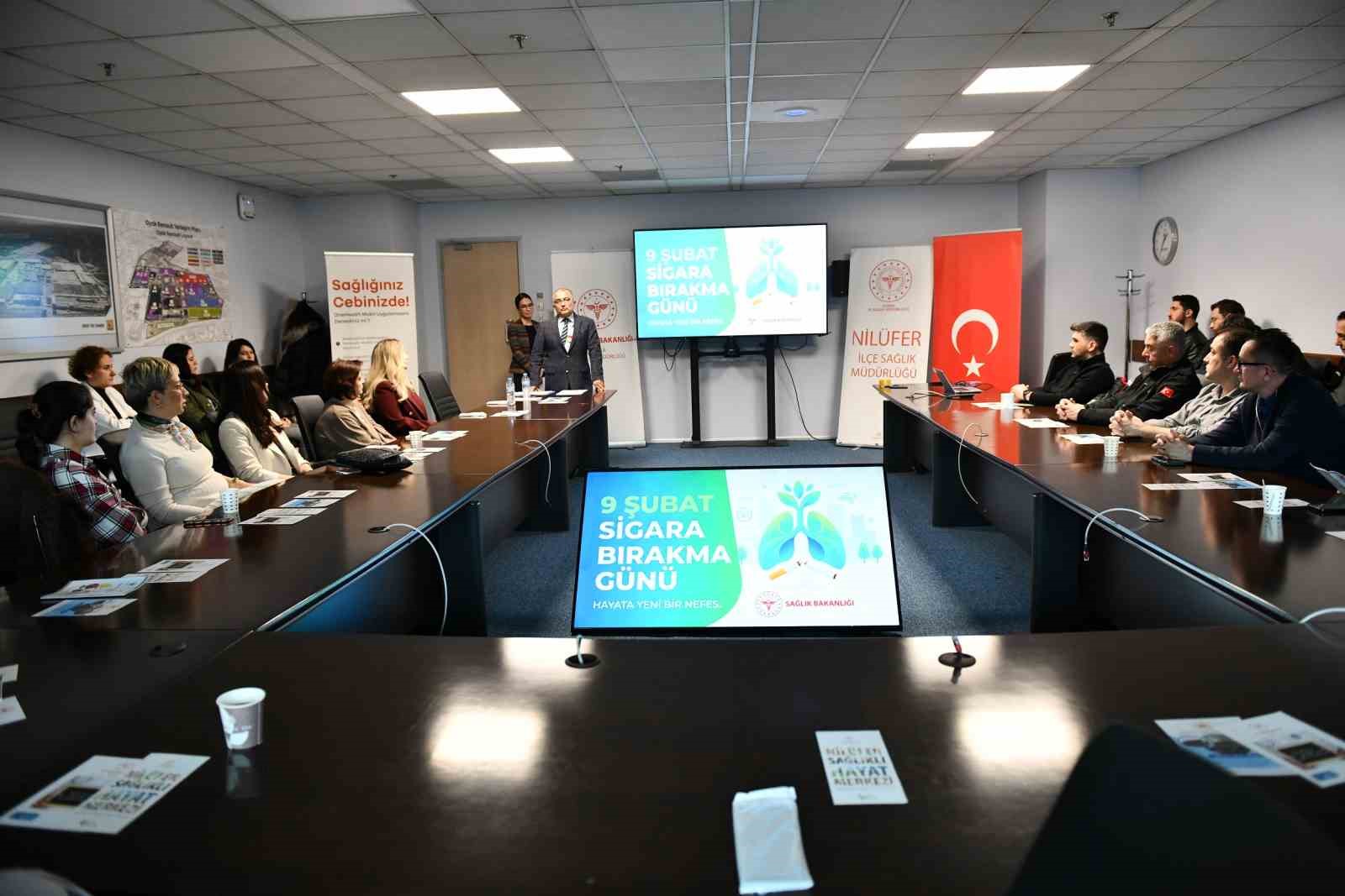 sigarayi birakan 25 calisana sertifikalari takdim edildi 0 uhJ5inMr