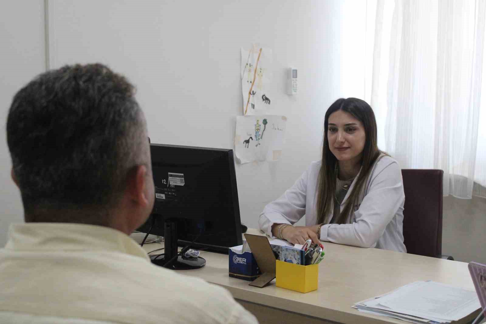 sigarayi birakmak isteyenler bu polikliniklere geliyor 1 FLmE1IPI