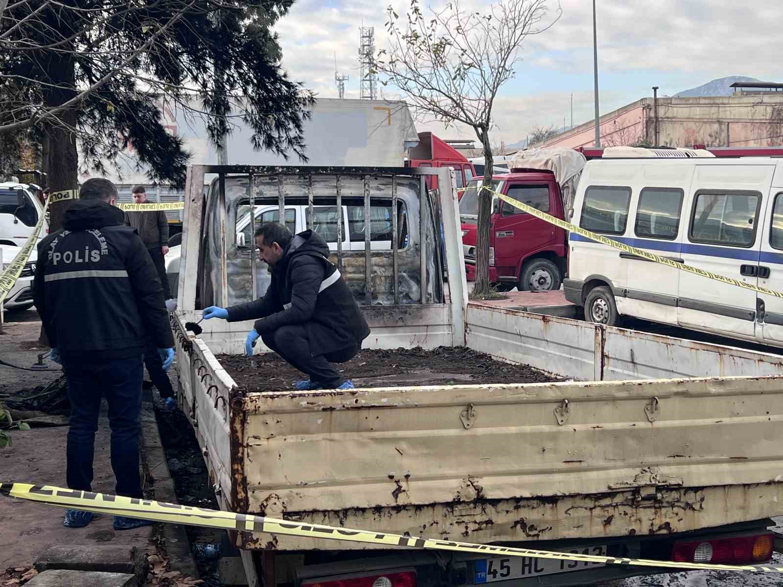 sigindigi aracta yanarak can verdi 3 MeSfhzjH
