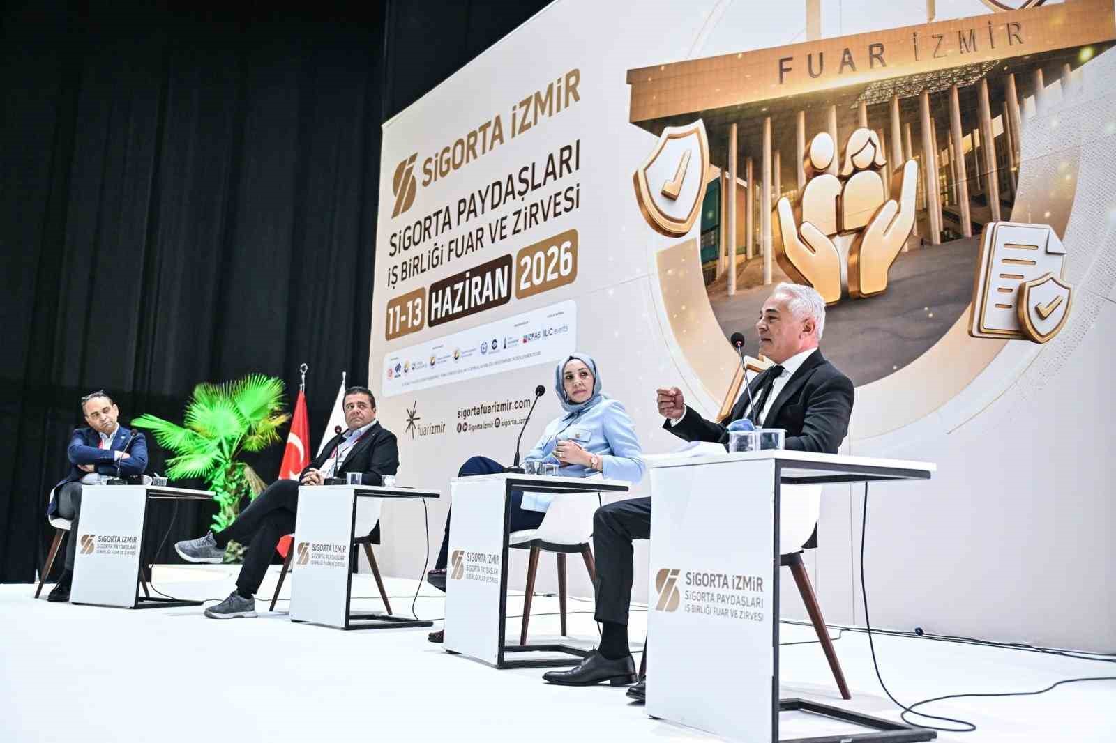 Sigorta İzmir’de geleceğin riskleri ve fırsatları masaya yatırıldı 5 sigorta izmirde gelecegin riskleri ve firsatlari masaya yatirildi 1 DUKXEYP4