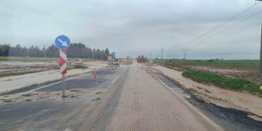 siirt-batman-karayolunda-taskin-nedeni-ile-ulasim-saglanamiyor-5BEdJv9n.jpg