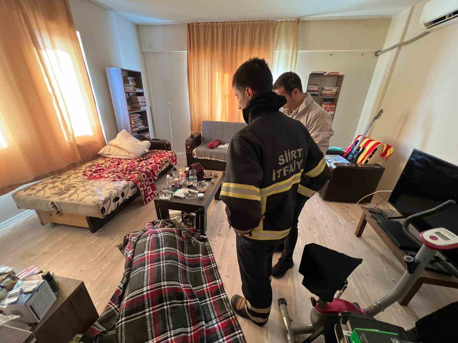 siirt universitesinde ogretim gorevlisi evinde olu bulundu 1 UTcG1Bi8