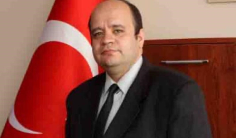 siirt-universitesinde-ogretim-gorevlisi-evinde-olu-bulundu-9mbdAyE2.jpg