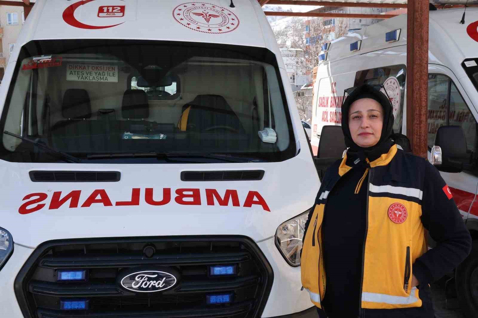 siirtin tek kadin ambulans soforu zorlu cografyada hayat kurtariyor 10 WjavFiug
