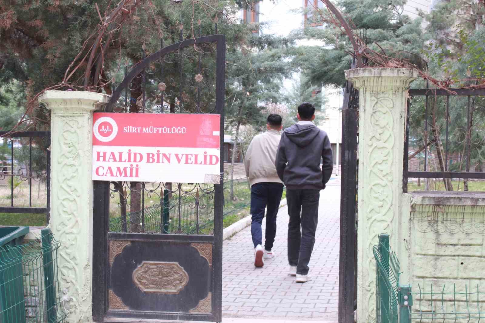 siirtte 642 cami ramazan ayina gul suyuyla hazirlandi 1