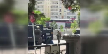 siirtte-ak-parti-il-binasi-onune-birakilan-supheli-canta-kontrollu-patlatildi-mar6w2N1.jpg