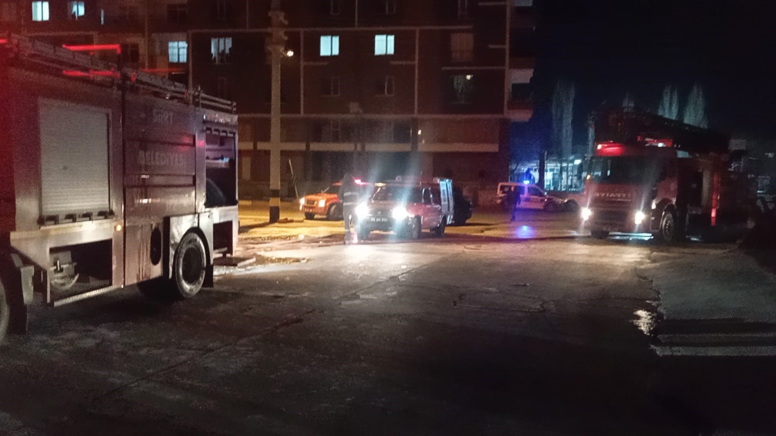 siirtte akaryakit istasyonunda cikan yanginda faciadan donuldu 1 OrRmHNdB