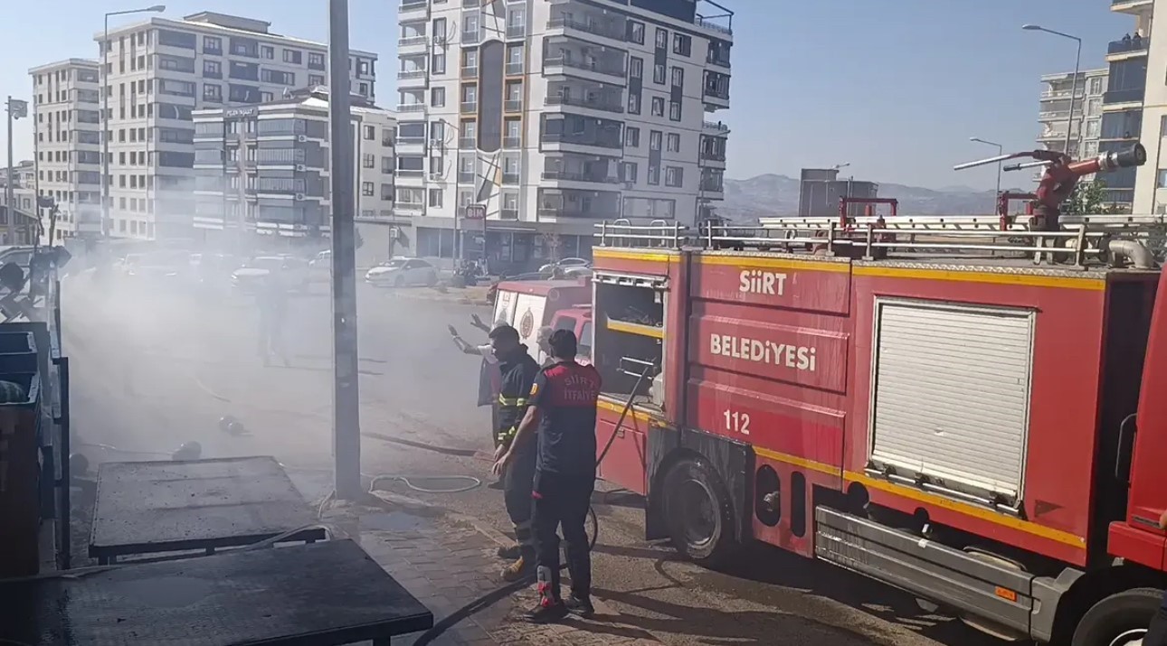 siirtte atik malzemelerde cikan yangin sonduruldu 0 vTRlXi8T