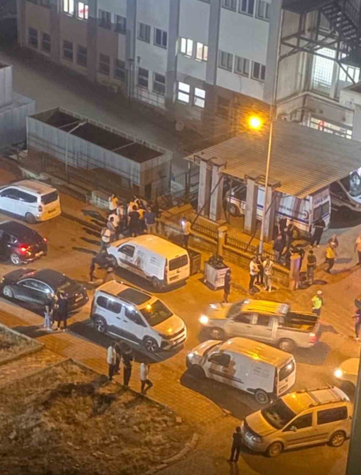 Siirt’te bıçaklı kavga: 1 yaralı 4 siirtte bicakli kavga 1 yarali 0 jOiM798g