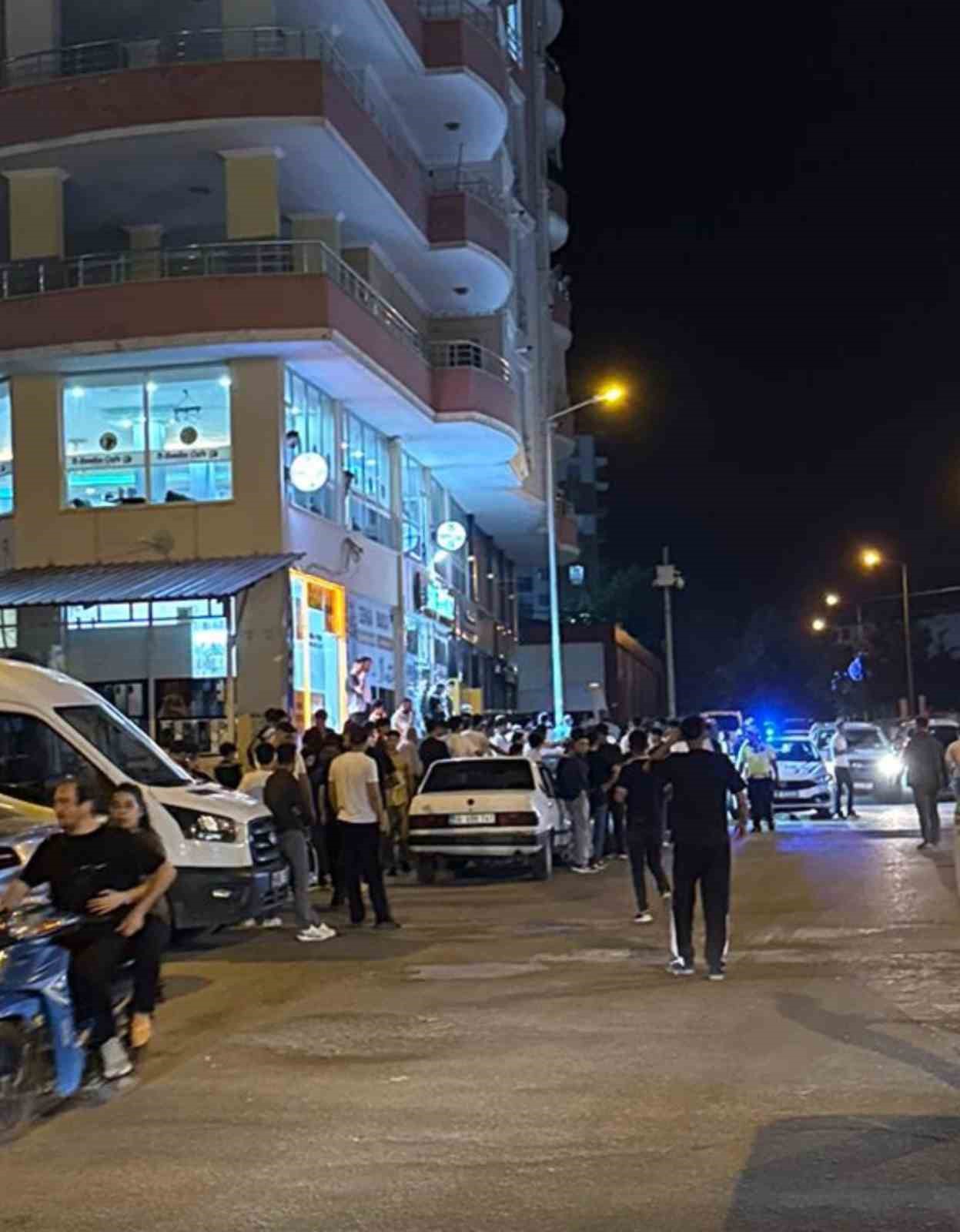 Siirt’te bıçaklı kavga: 1 yaralı 6 siirtte bicakli kavga 1 yarali 2 gL2rW4jU