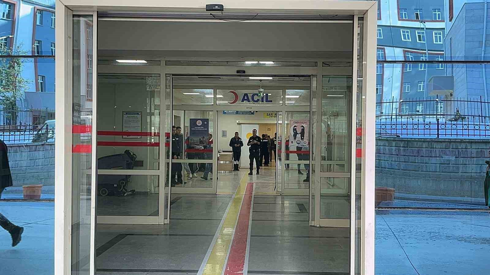 siirtte canli hayvan borsasinda silahli ve sopali kavga 5 yarali 1 2rJrKpNh
