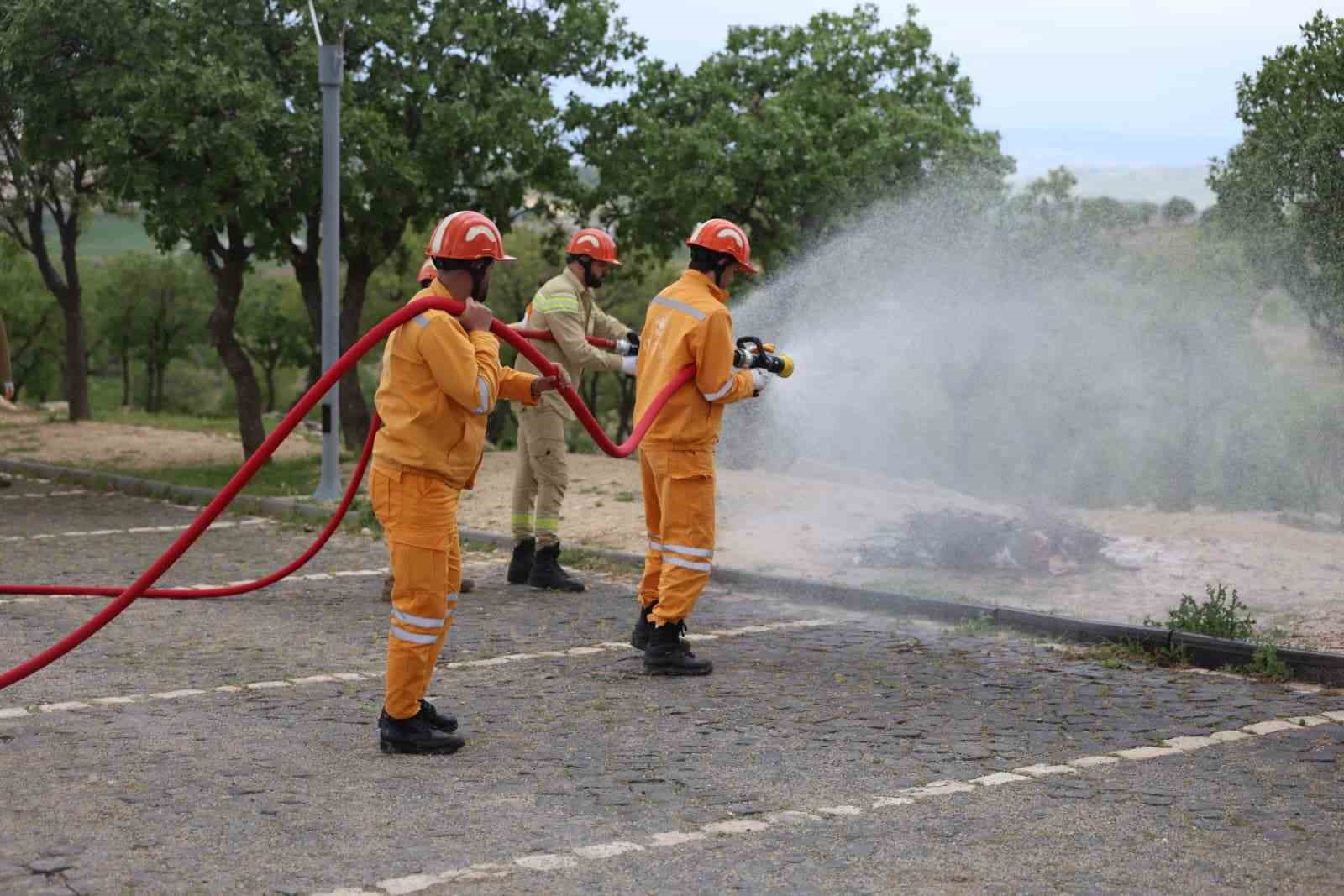 siirtte cevre temizligi ve yangin tatbikati 1 nM62XW2L